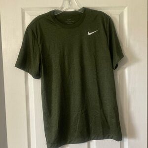 Nike Men's Dark Green Short Sleeve Tee